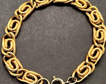 Vintage Marked Germany Chunky Gold Tone Heavy Scroll Chain Bracelet Twisted Oval Link 7.5"