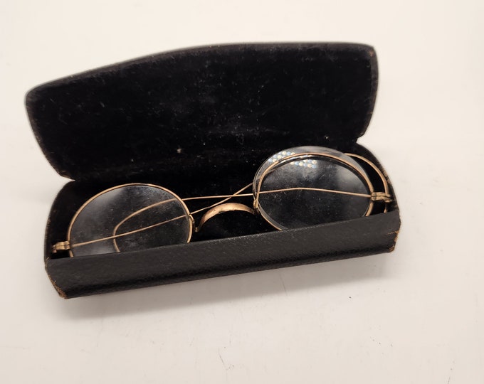 Late 1800s Wireframe Reading Spectacles, Gold Plated Small Antique ...