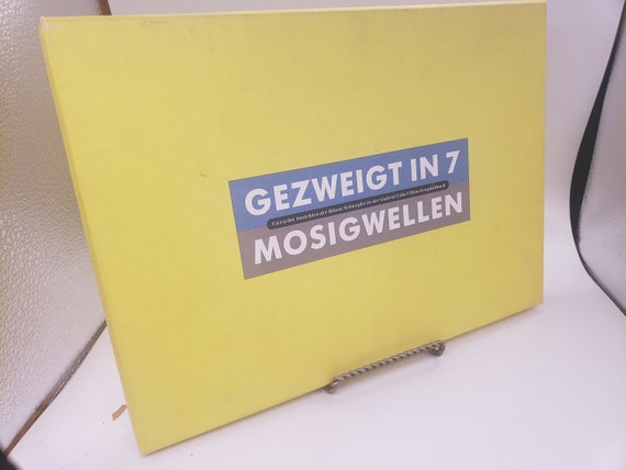 Mönchengladbach, Galerie Löhrl am Abteiberg., 1990, Abstract Art Gallery In a Box