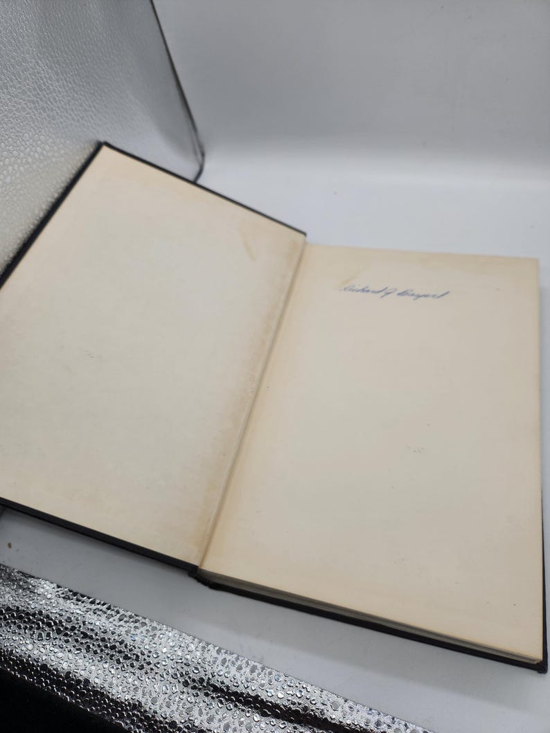 Alternating-Current Machinery Book | Black Red Hardcover | 1951 McGraw-Hill Engineering Book in Good Condition bild 9