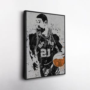 Tim Duncan San Antonio Spurs Canvas Wall Art – Legendary Basketball Print for Sports Fans, Man Cave or Home Decor