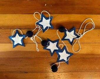 Patriotic felt and embroidery garland 3