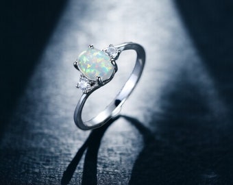 Silver White Opal Ring ・Silver Opal Ring・ Oval Shape Opal Ring ・Silver Ring・Gift For Her