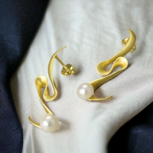Gold Pearl Spiral Earrings | Silver Pearl Spiral Earrings | Mothers Day | Gold Earrings | Silver Earrings