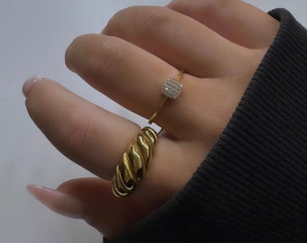 Gold Croissant Ring ・ Womens Jewelry ・ Gold Chunky Ring ・ Stackable Ring