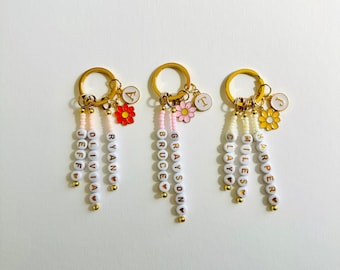 Personalized Beaded Keychain Gold, Custom Name Keyring, Beaded Name Tag, Personalized Key Charm, Initial Keychain, Custom Gift for Her