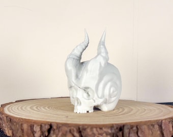 Skull of the Demon Snail - Macabre Anatomical Sculpture, Gothic Desk Accessory, Oddities & Curiosities Decor