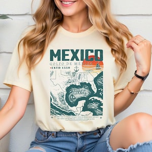 Chemise carte vintage golfe du Mexique 1550, t-shirt ras du cou rétro Golfo de México, souvenir de vacances, déclaration anti-Trump, t-shirt graphique unisexe
