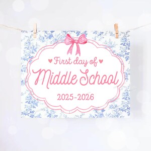 Placa de primeiro dia de aula para impressão Placa de volta às aulas Placas de primeiro dia de aula Download digital instantâneo Adereço fotográfico para professores e crianças