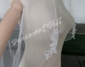 Flower embroidered veil, veil finger tip length, ivory tulle veil, bridal veil, wedding veil, photo shooting separates, wedding separates