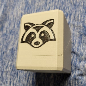 Caixa de deck Trash Panda Racoon MTG EDH