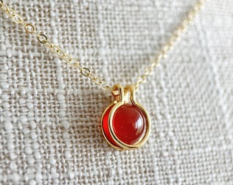 Minimalist Carnelian Necklace, Natural Round Cabochon Gemstone, Red Crystal Charm Necklace, Jewelry For Women, Gift For Mum,Anniversary Gift