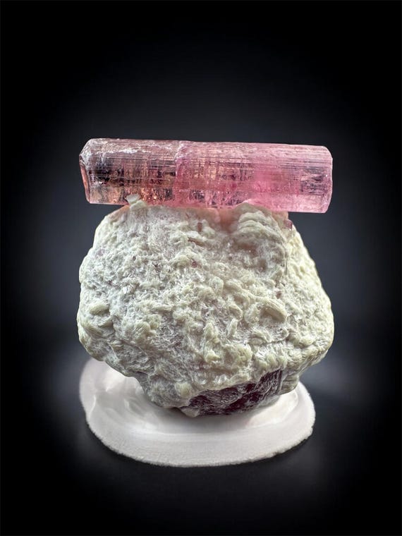 トルマリン結晶 ピンク 3cm トルマリン結晶 ピンク 3cm ピンク