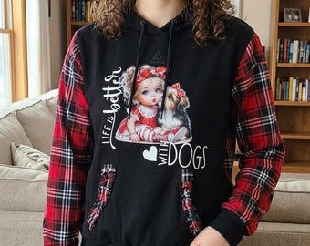Hoodie van gerecyclede hondenliefhebbers – Unieke hoodie met geruite mouwen en grafische print
