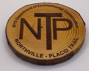 Marcador del sendero Adirondack Northville Placid - Posavasos de madera grabado con láser