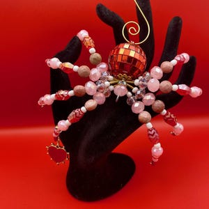 Beaded spider - Valentine