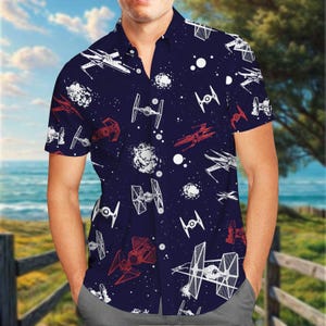 Raumschiff-Kampf-T-Shirt, Disney Star Wars-Knopf-Shirt, Galaxie-Rand-Kurzarm-Shirt, Millenium Falke-Sommer-Shirt Für Männer und Frauen