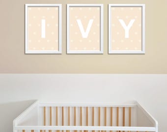 Daisy Initial Print – Custom Name Wall Art for Kids – Floral Nursery Decor, Printable Alphabet Letter