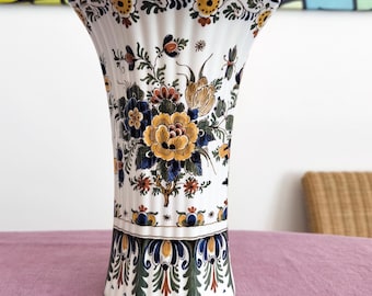 ヴィンテージ ロイヤルデルフト 手描き花瓶：デルフトブルーの花