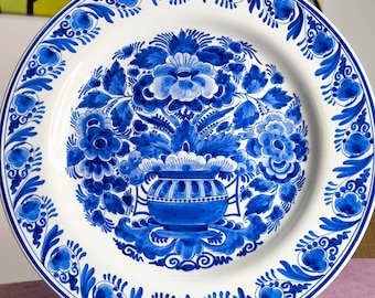 Authentic Royal Delft 1964 Hand Painted Decorative Plate