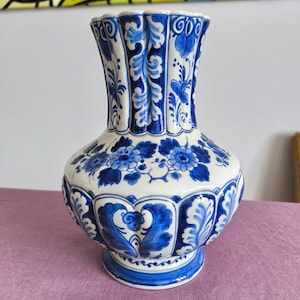 Vintage Royal Delft Blue Vase 1943 - De Porceleyne Fles Hand-Painted Dutch Pottery Home Decor, Collectible Delftware Art Gift