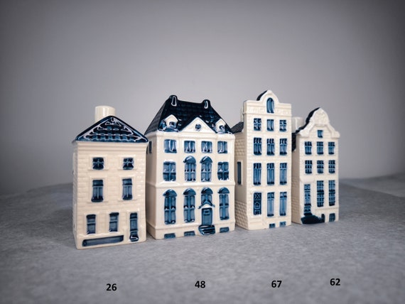 N. 26,48,67,62 Empty Due Customs Regulations KLM Delft Blue