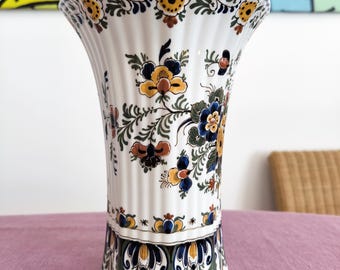 オランダ製 花模様の陶器花瓶ペア デュッセルドルフで購入 2114e2f31654eb55fe9375e2319a16