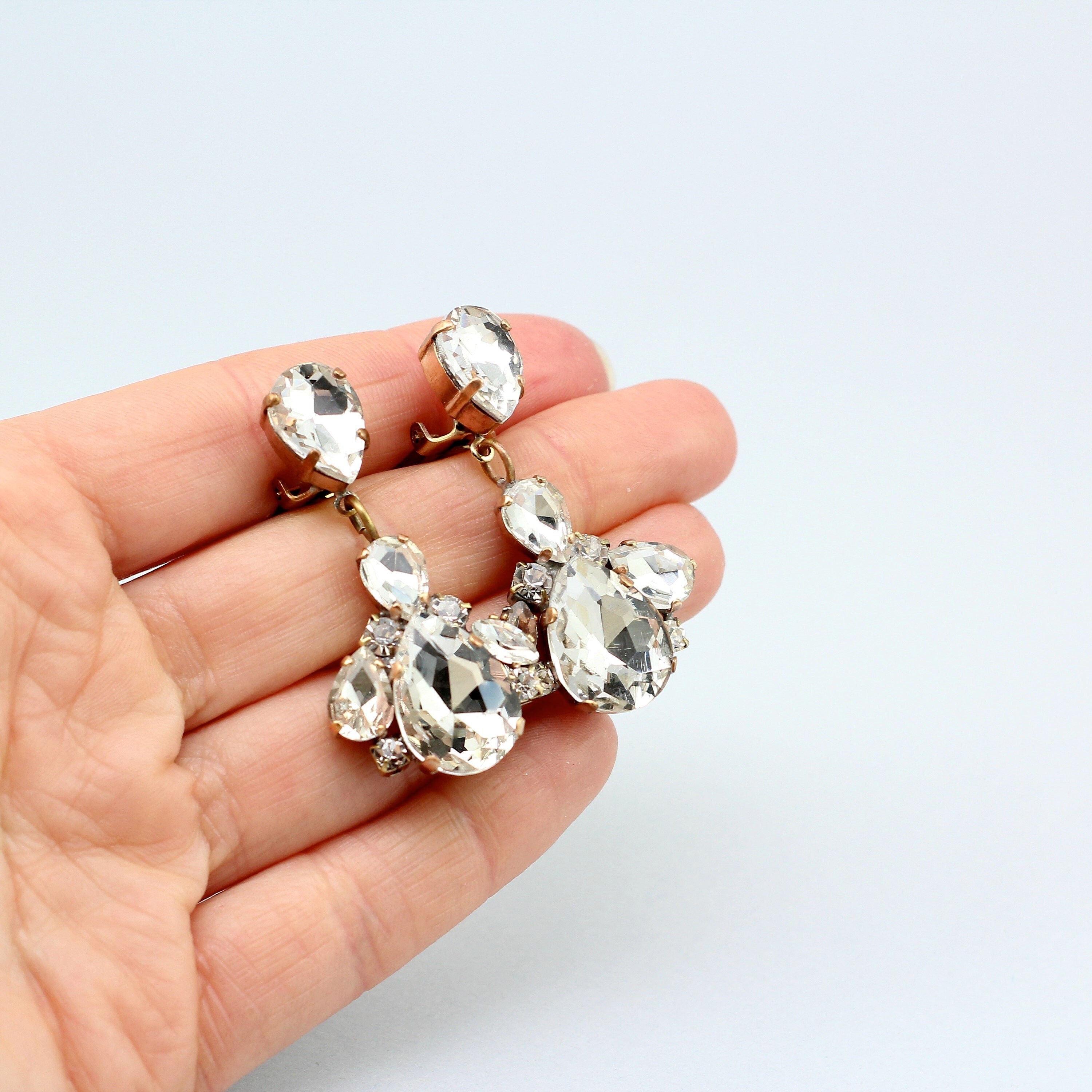 Orecchini da sposa vintage in cristallo trasparente, gioielli da sposa, gioielli da sposa, regalo damigella d'onore, orecchini trasparenti pendenti da sposa, clip lunghe - Italia Orecchini da sposa vintage in cristallo trasparente, gioielli da sposa, gioielli da sposa, regalo damigella d'onore, orecchini trasparenti pendenti da sposa, clip lunghe - Italia