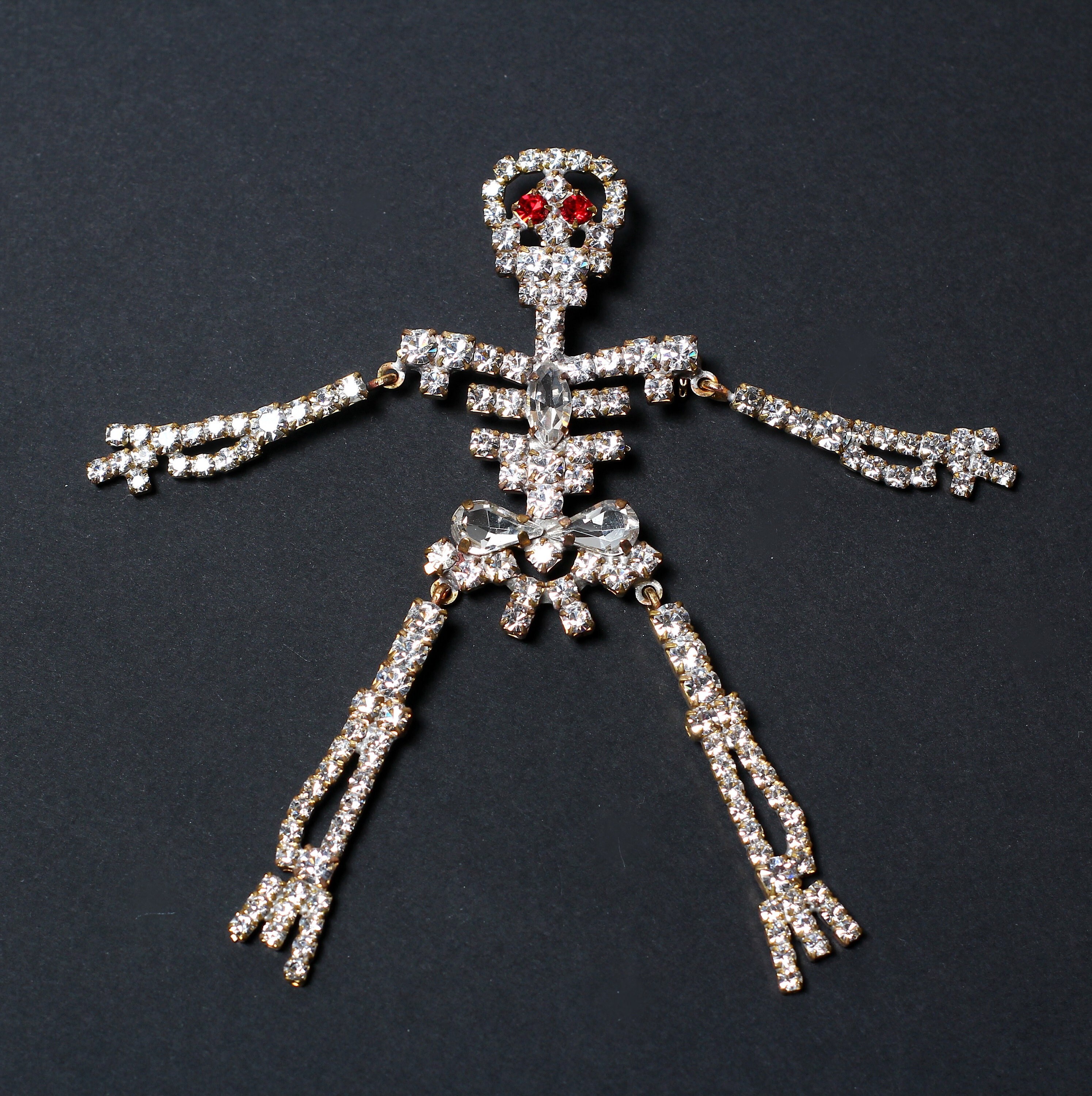 DIFLAX Halloween Broches Pins, Main Squelette Broche Et Pins