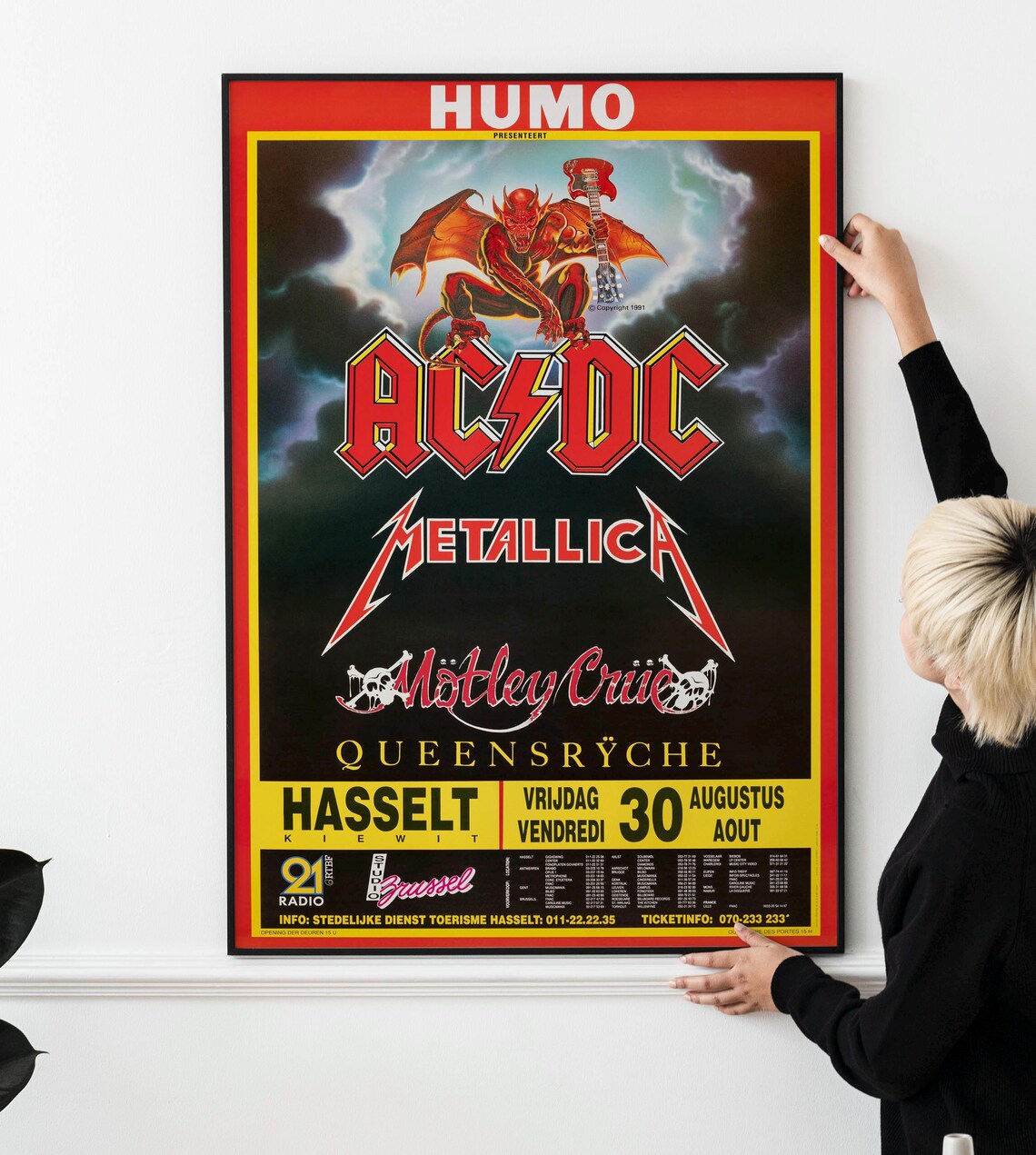 FRAMED Vintage AC/DC, Metallica, Motley Crue, European Tour 1991 Poster ...
