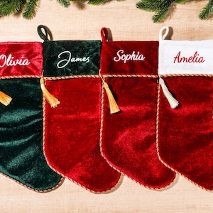 Medias navideñas bordadas personalizadas, medias navideñas familiares personalizadas, regalos navideños, medias tejidas, medias navideñas