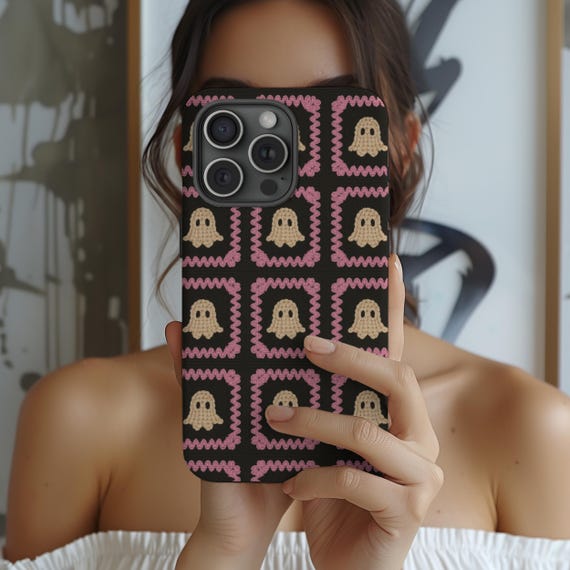 Retro Halloween Crochet Pattern iPhone Case: Spooky 90's Granny Square Mobile Cover