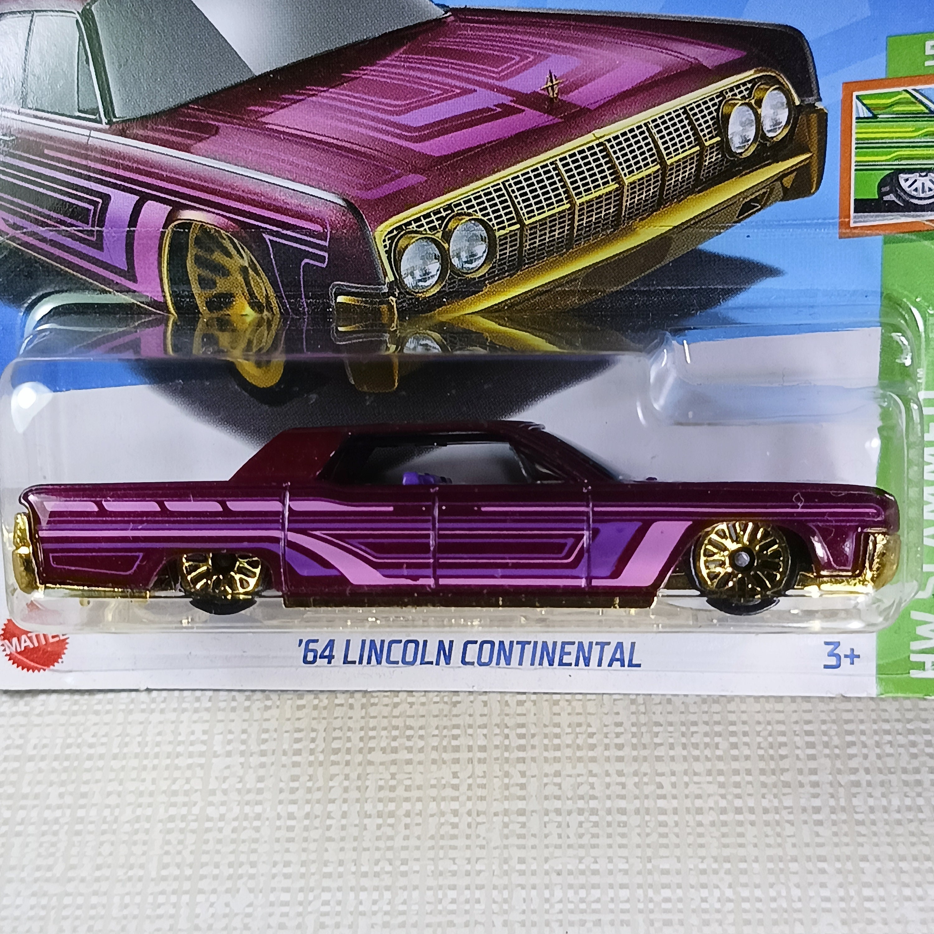 ミニカー '64 LINCOLN CONTINENTAL HW ART CARS Amazon.com: Hot Wheels Art Cars 2/10 '64 Lincoln Continental