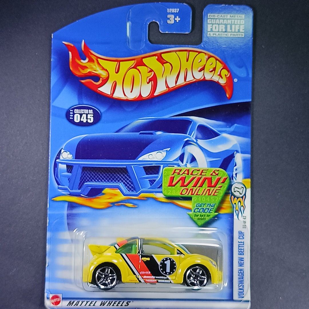 Hot Wheels Volkswagen New Beetle Cup Collectible Diecast