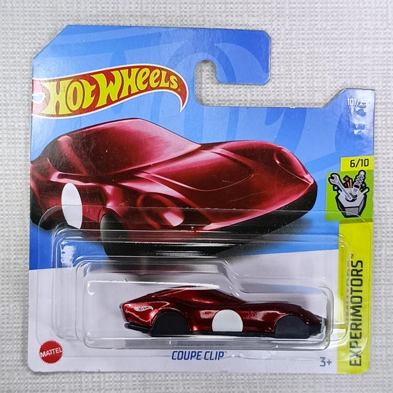 Hot Wheels Coupe Clip Keychain Collectible Model Miniature Car