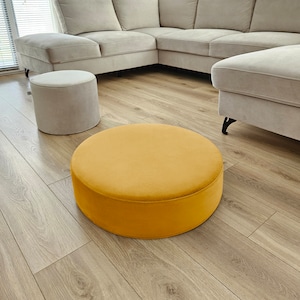 Fluwelen poef – mosterdgeel – ronde poef, zachte fluwelen poef, modern boho-decor