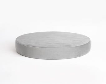 100/15 grey velvet pouf