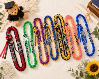 Collar de graduación de la promoción de 2026, collar personalizado de cinta y satén, regalo de graduación con nombre personalizado, collar de graduación hecho a mano