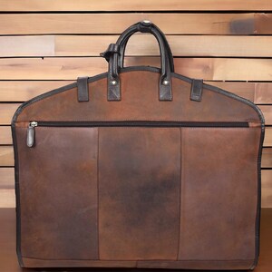 Luxury Leather Suit Carrier – Travel Garment Bag for Men, Hanging Leather Suit Cover, Premium Leather Suit Storage, Wedding Gift, Groomsmen Gift, Christmas Gift for Him.
