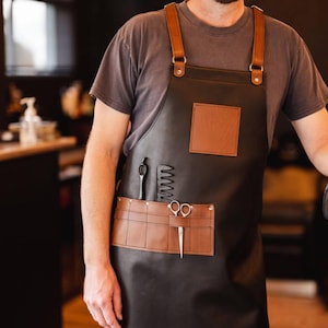 Personalized Leather Barber Apron | Professional Hairdresser Apron with Pockets | Adjustable Salon Stylist Apron | Durable & Stylish Gift.