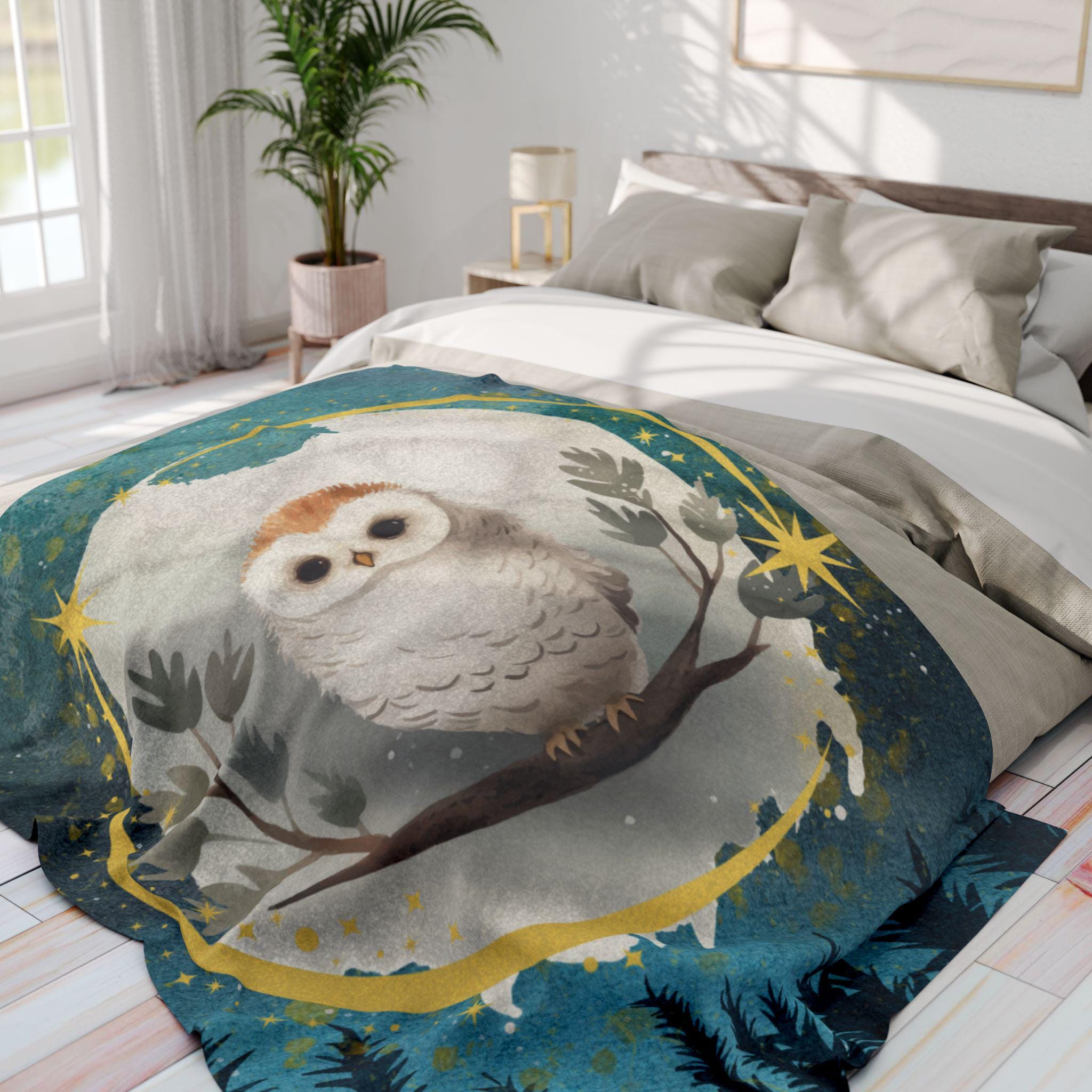 Whimsical Owl Arctic Fleece Blanket: Cozy Home Decor Throw