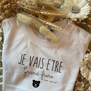 Le mini T-shirt enfant ou bébé personnalisé / Annonce grand-frère / Grande-soeur / teeshirt / Cadeaux objets et textiles personnalisés image 1