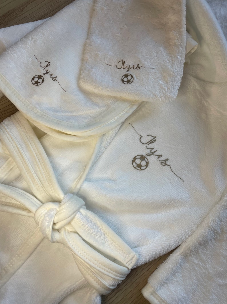 Personalized child or baby bathrobe / Bath robe / Swimming pool outing / Baby gift / Personalized object and textile gifts image 3