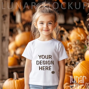 Makieta koszulki dla dzieci na Halloween Biała koszulka Bella Canvas 3001 Makieta koszulki dla dziewczynek Makieta koszulki na Halloween Makieta koszulki dla małych dziewczynek Makieta koszulki na Halloween