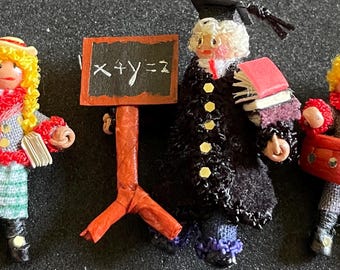 1/48th Scale School Room Teacher