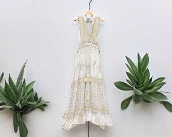 Boho Kleid Frauen, Weißes Maxi Kleid, Boho Kleid, Off White Maxi Kleid, Gold Stickerei Detail, Sommerkleid Strandkleid