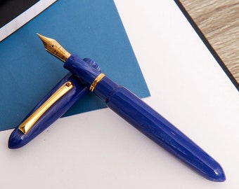 Montegrappa Venetia Celluloid Glittering Blue Fountain Pen