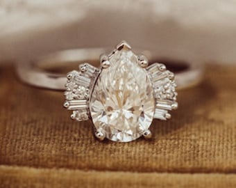 2 CT Birnenschliff Moissanit Diamant Verlobungsring, Tropfen Jubiläumsring, Ehering aus 14K Gold, Brautring, Versprechensring für Sie.