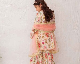 Absolutely Blooming Gharara Set 3 Pcs