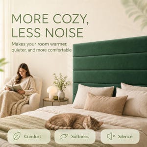 K&ouml;nnte beinhalten: Ein dunkelgr&uuml;nes Kopfteil mit horizontalen Polsterstreifen hinter einem Bett mit beiger Bettw&auml;sche und einer schlafenden Katze. Der Text lautet: MORE COZY, LESS NOISE. Makes your room warmer, quieter, and more comfortable. Symbole zeigen Comfort, Softness, Silence.